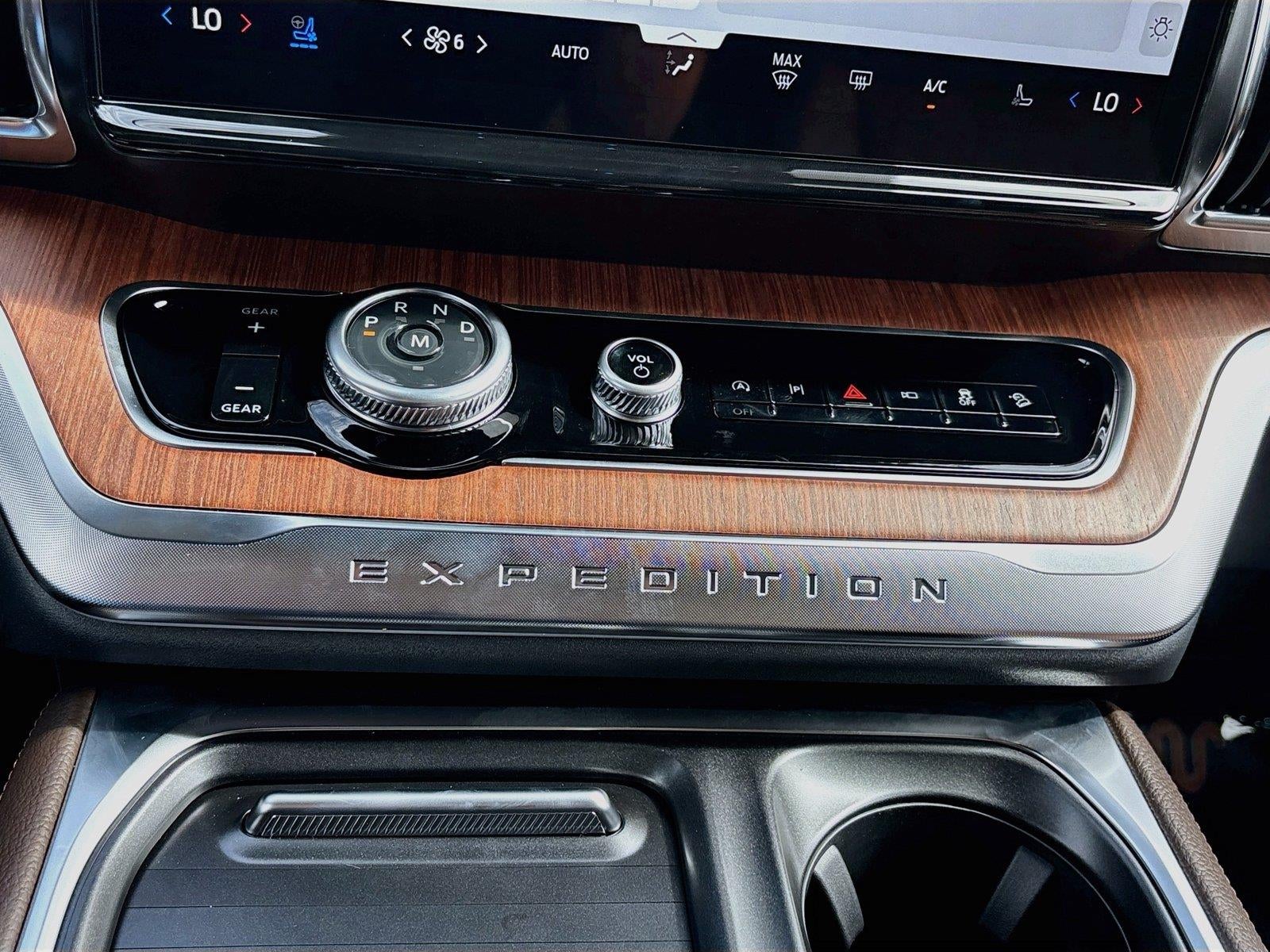 2027 Ford Expedition King Ranch