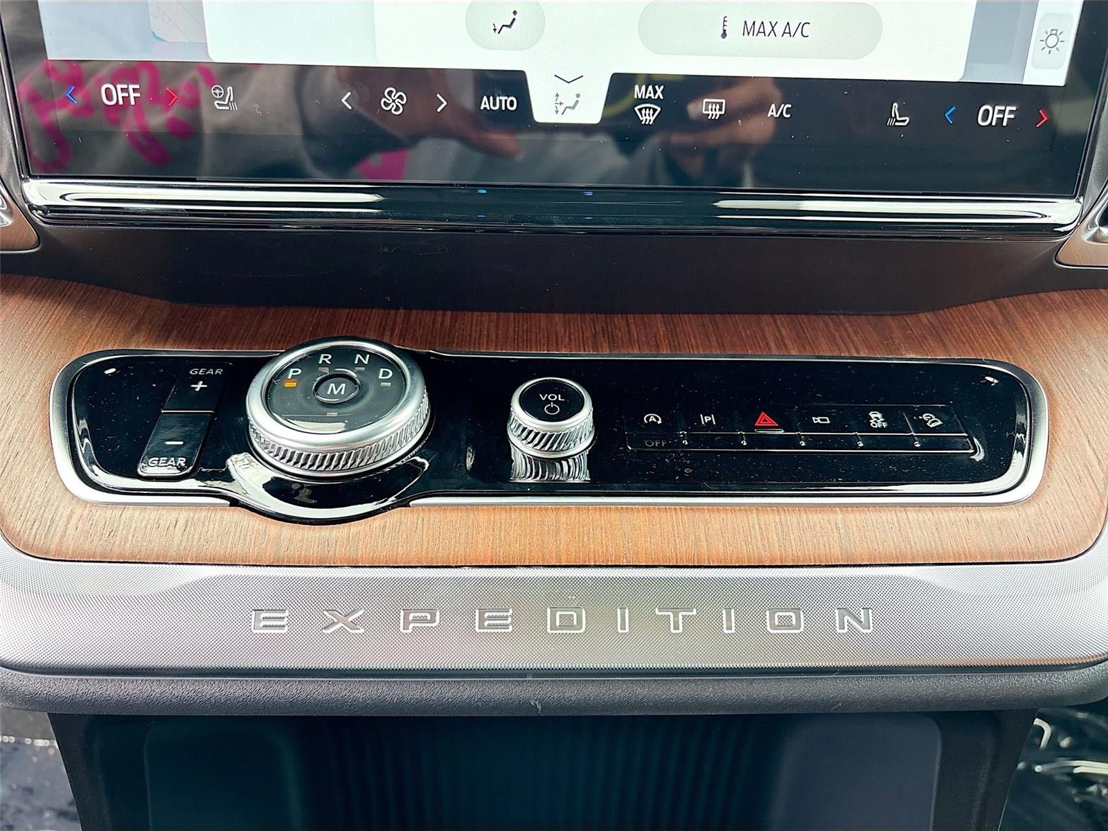 2025 Ford Expedition King Ranch