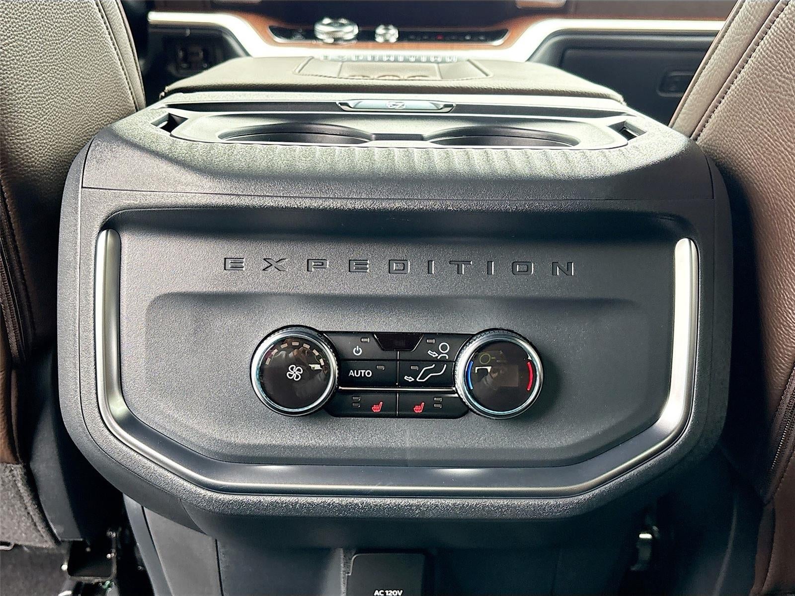 2025 Ford Expedition King Ranch