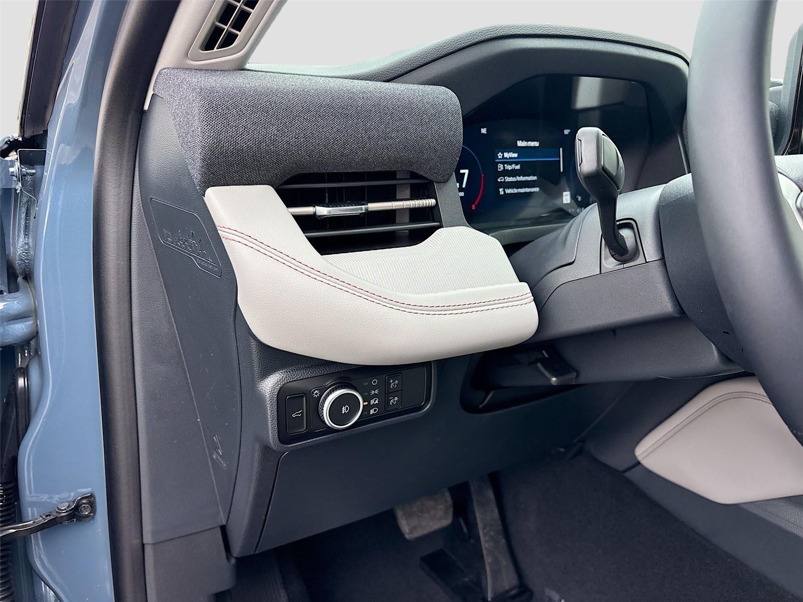 2026 Ford Explorer Active w/100A Pkg