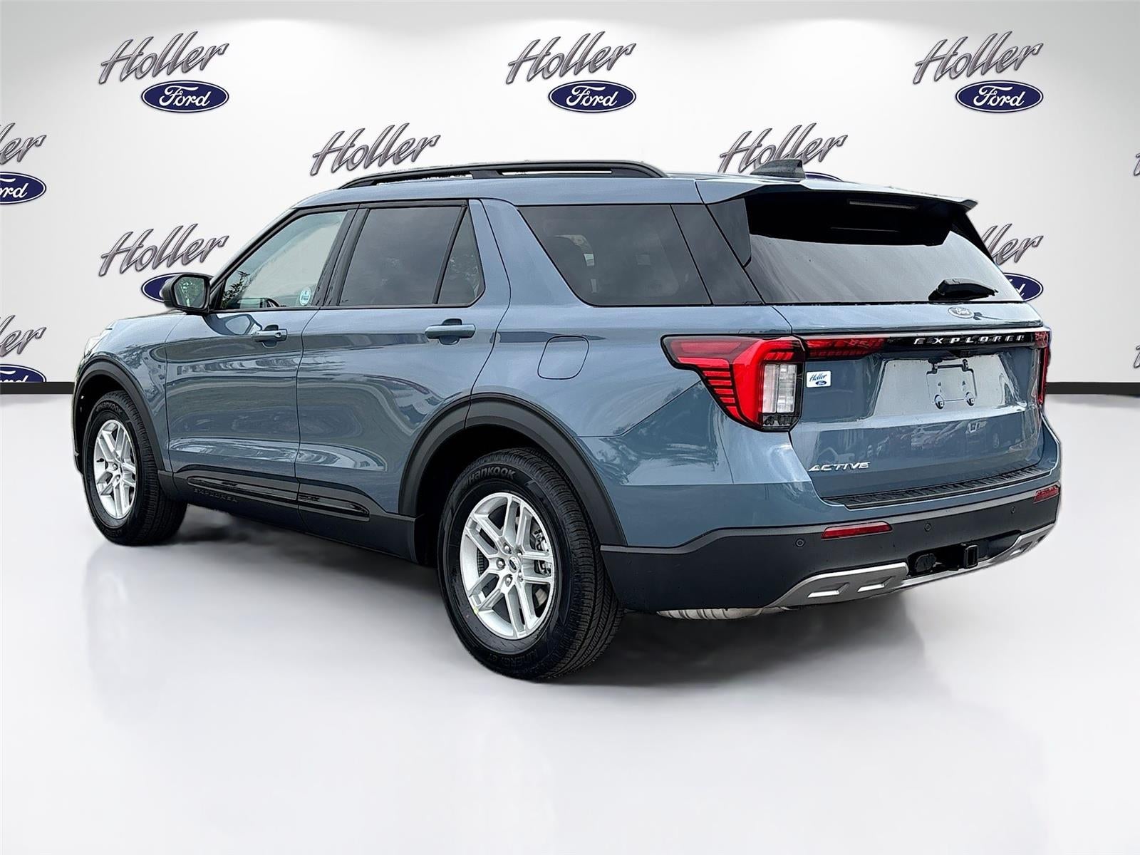 2026 Ford Explorer Active w/100A Pkg