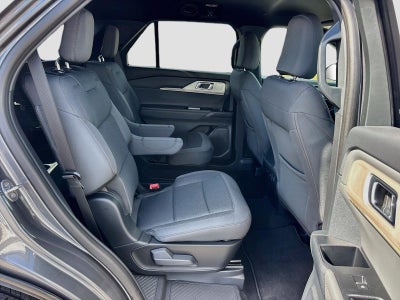 2027 Ford Explorer Active w/200A Pkg