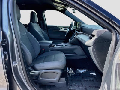 2027 Ford Explorer Active w/200A Pkg