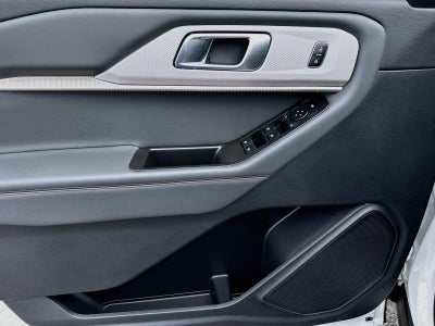 2027 Ford Explorer Active w/200A Pkg