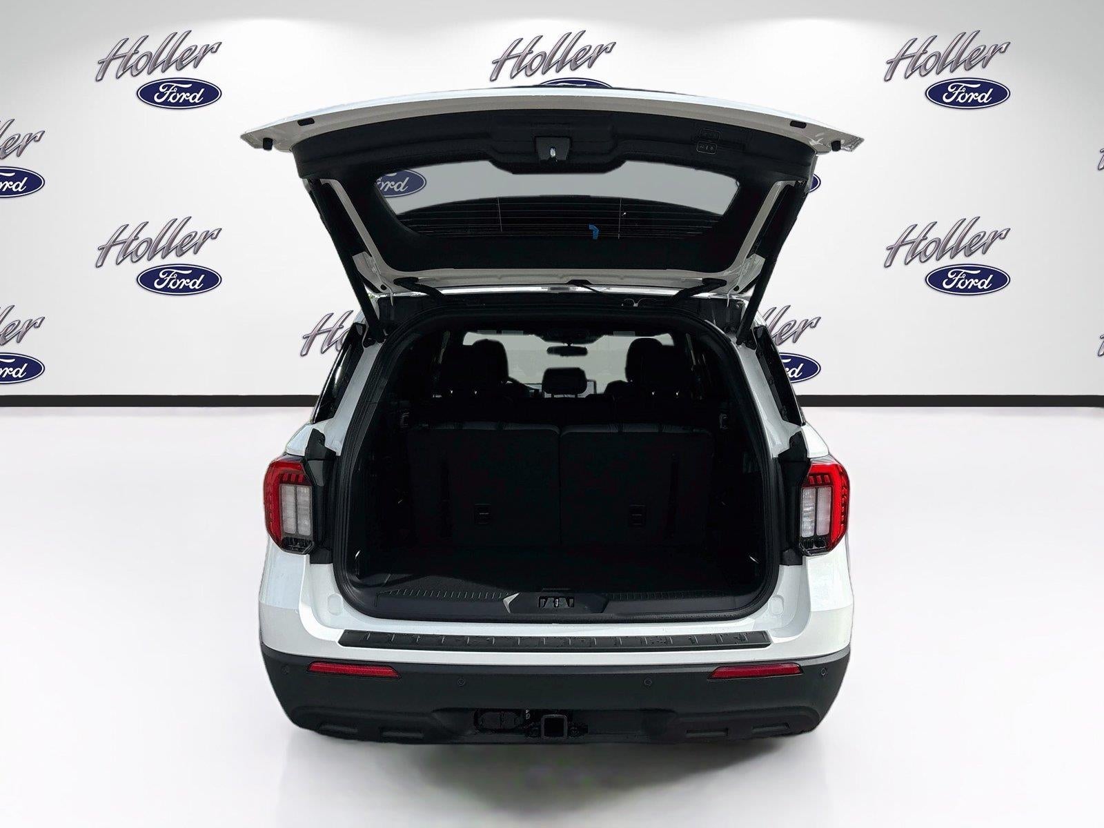 2027 Ford Explorer Active w/200A Pkg