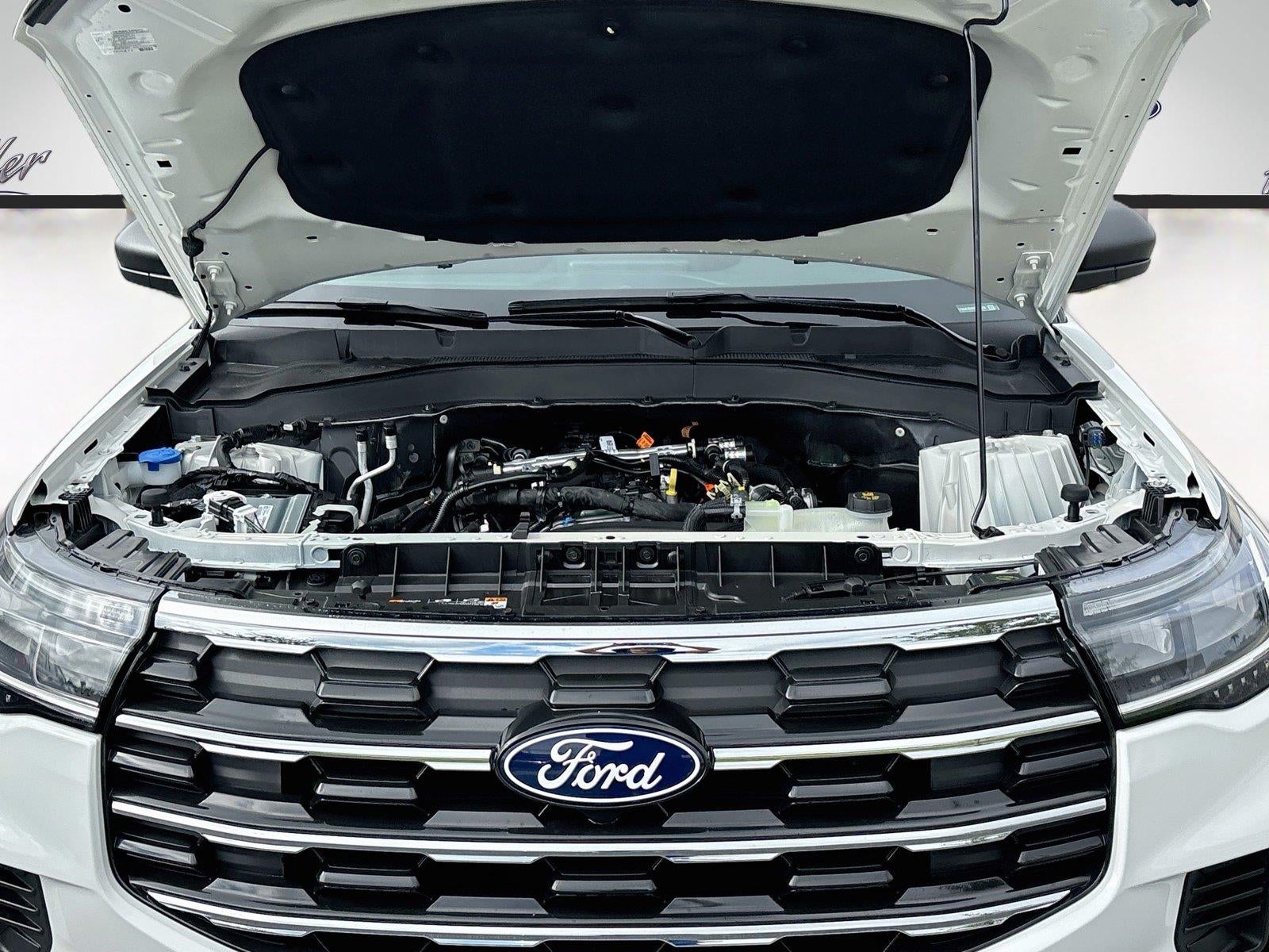 2027 Ford Explorer Active w/200A Pkg