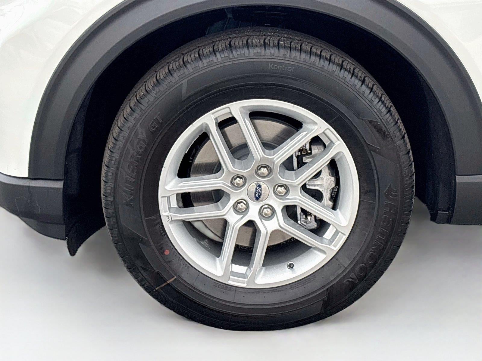 2027 Ford Explorer Active w/200A Pkg