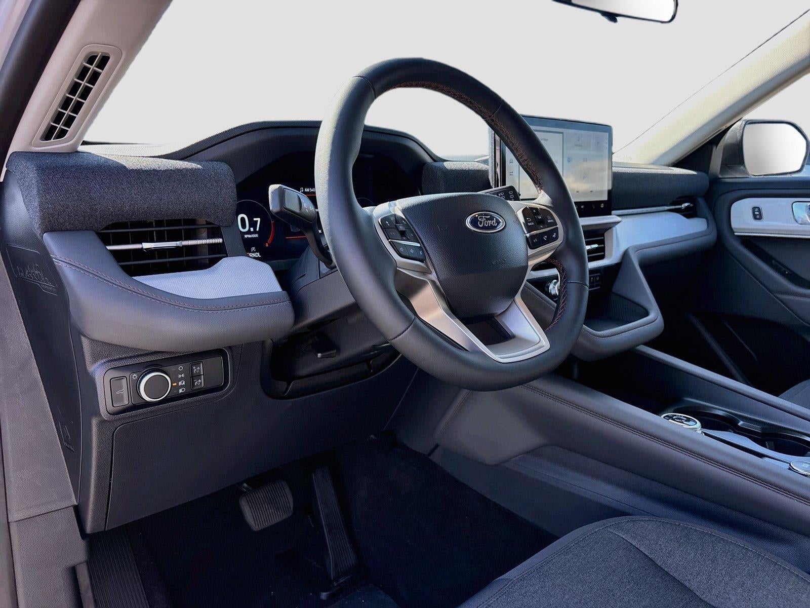 2026 Ford Explorer Active w/200A Pkg