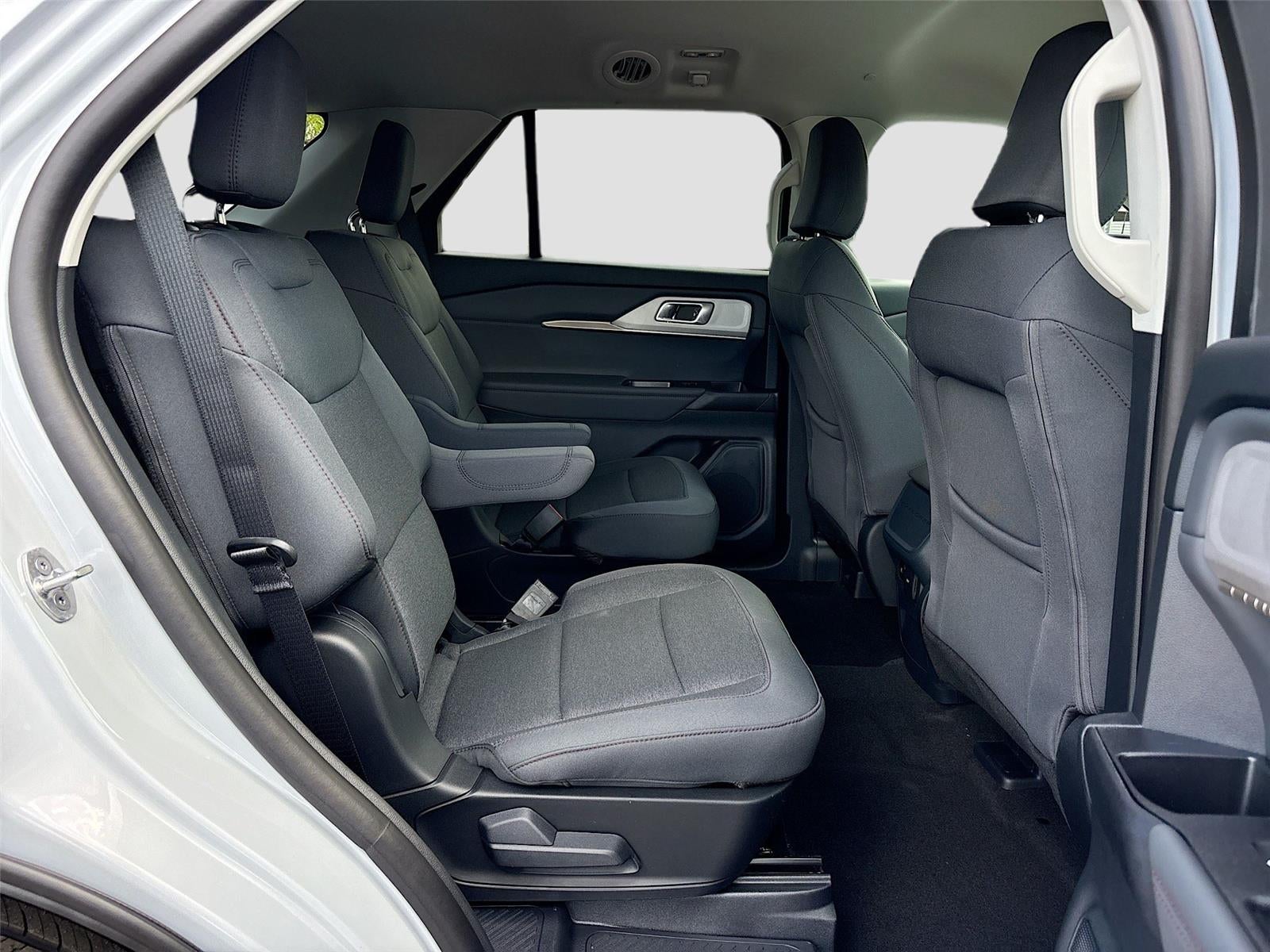 2026 Ford Explorer Active w/100A Pkg
