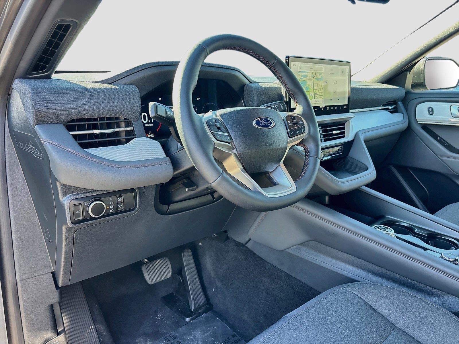2027 Ford Explorer Active w/200A Pkg