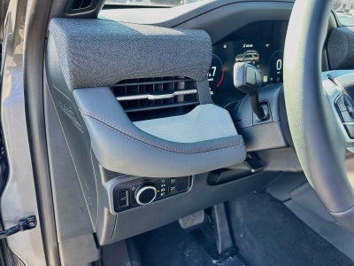 2027 Ford Explorer Active w/200A Pkg