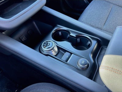 2027 Ford Explorer Active w/200A Pkg