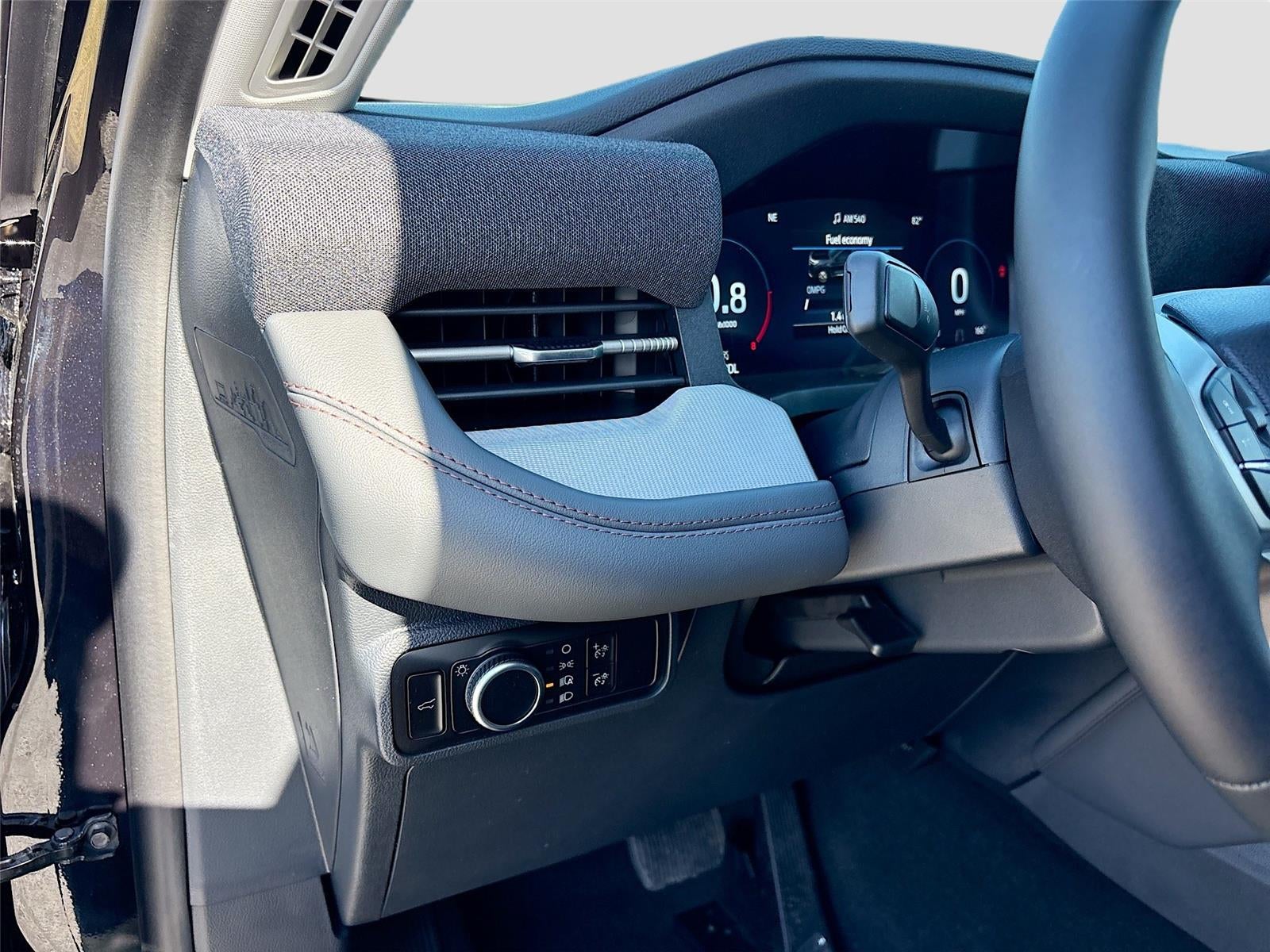 2026 Ford Explorer Active (100A)