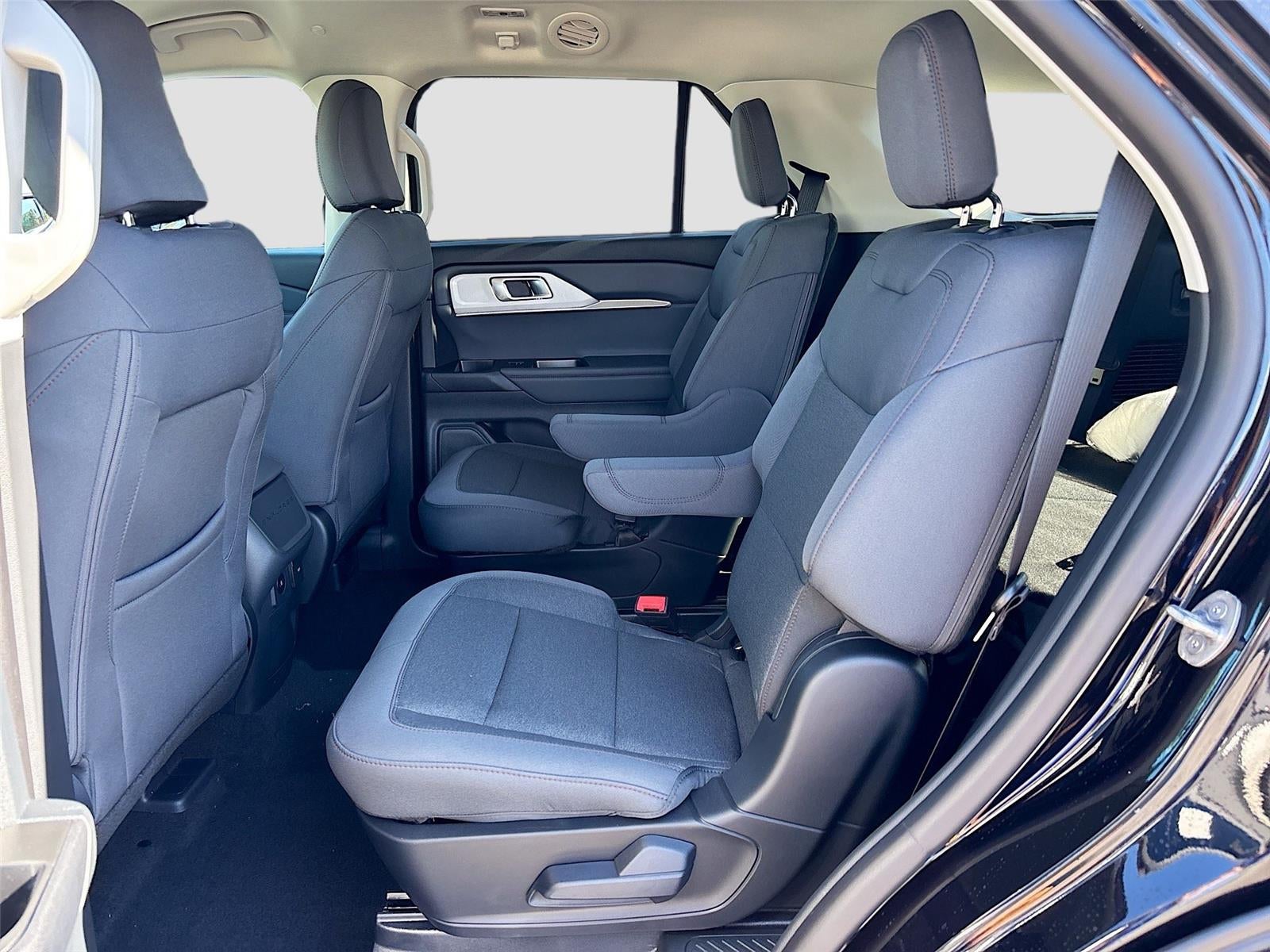 2026 Ford Explorer Active (100A)