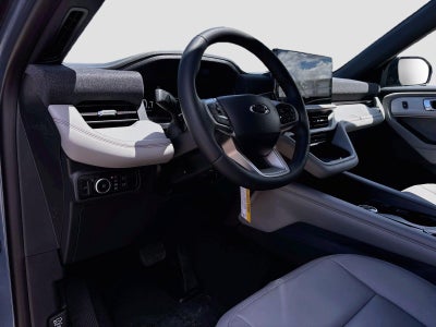 2027 Ford Explorer Active w/200A Pkg