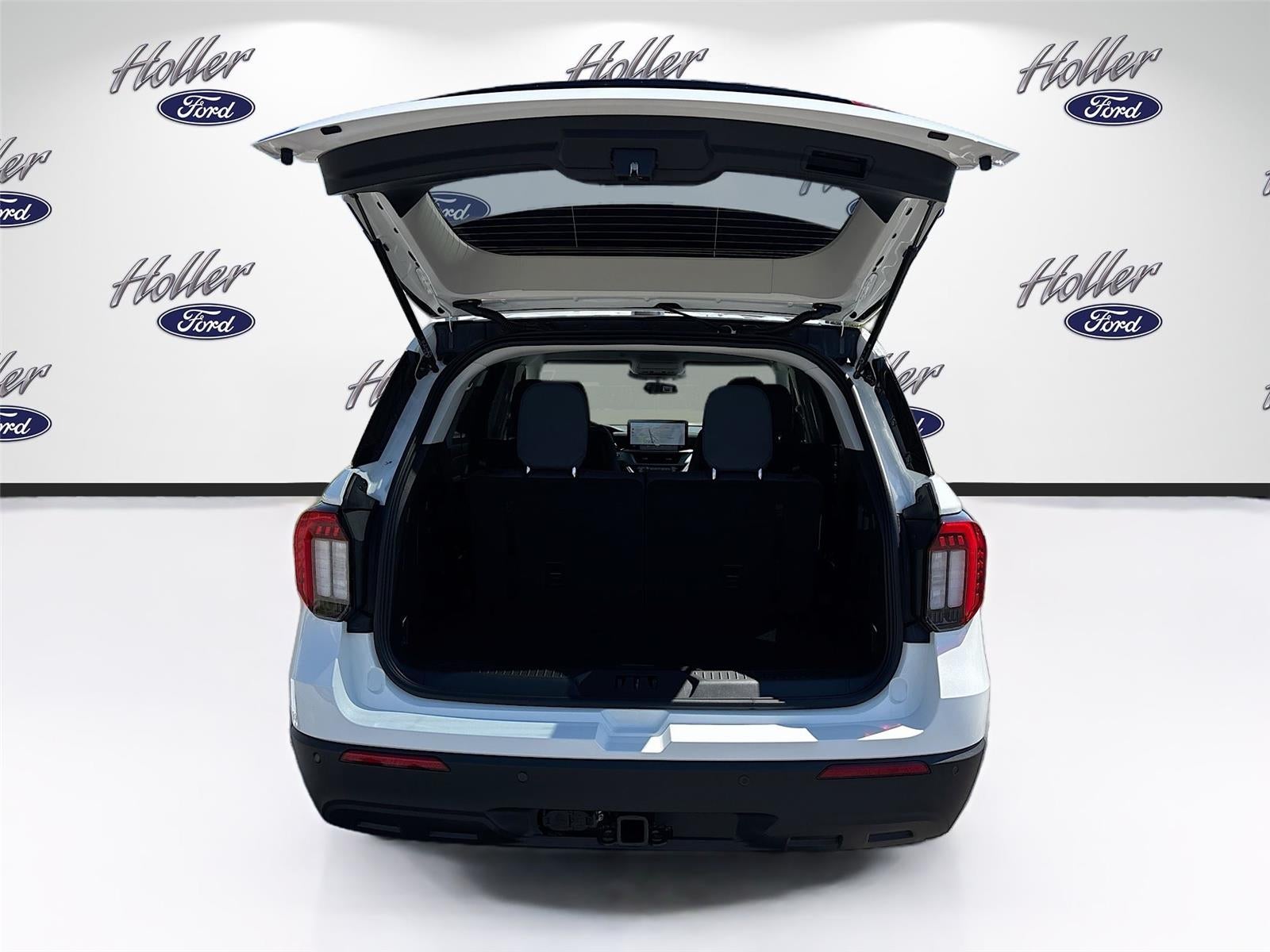 2026 Ford Explorer Active w/100A Pkg