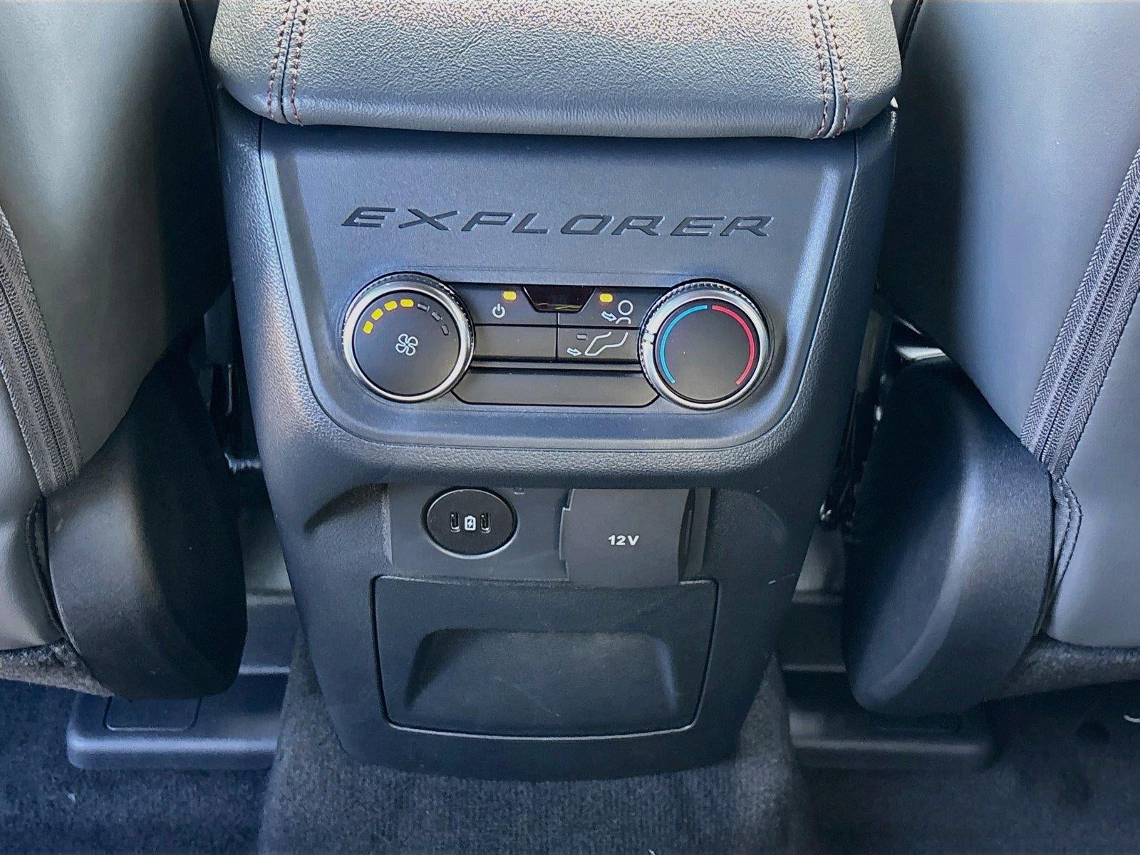 2027 Ford Explorer Active w/200A Pkg