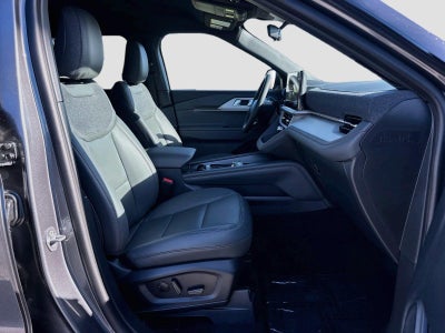 2027 Ford Explorer Active w/200A Pkg