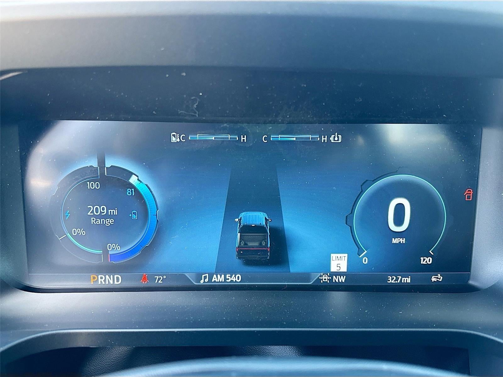 2025 Ford F-150 Lightning Flash