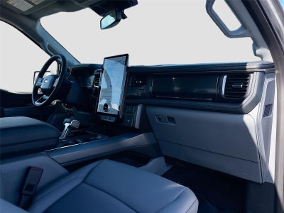 2025 Ford F-150 Lightning Flash