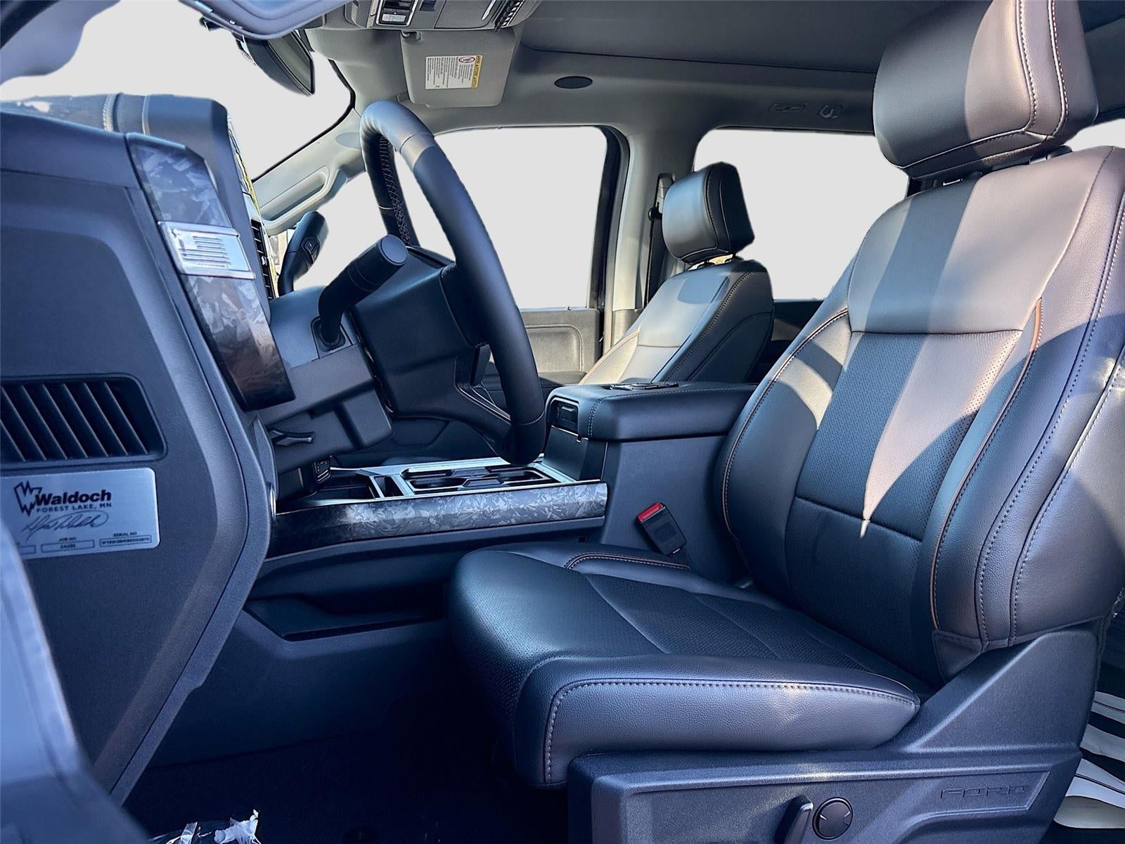 2025 Ford Super Duty F-250 SRW LARIAT Waldoch M80X