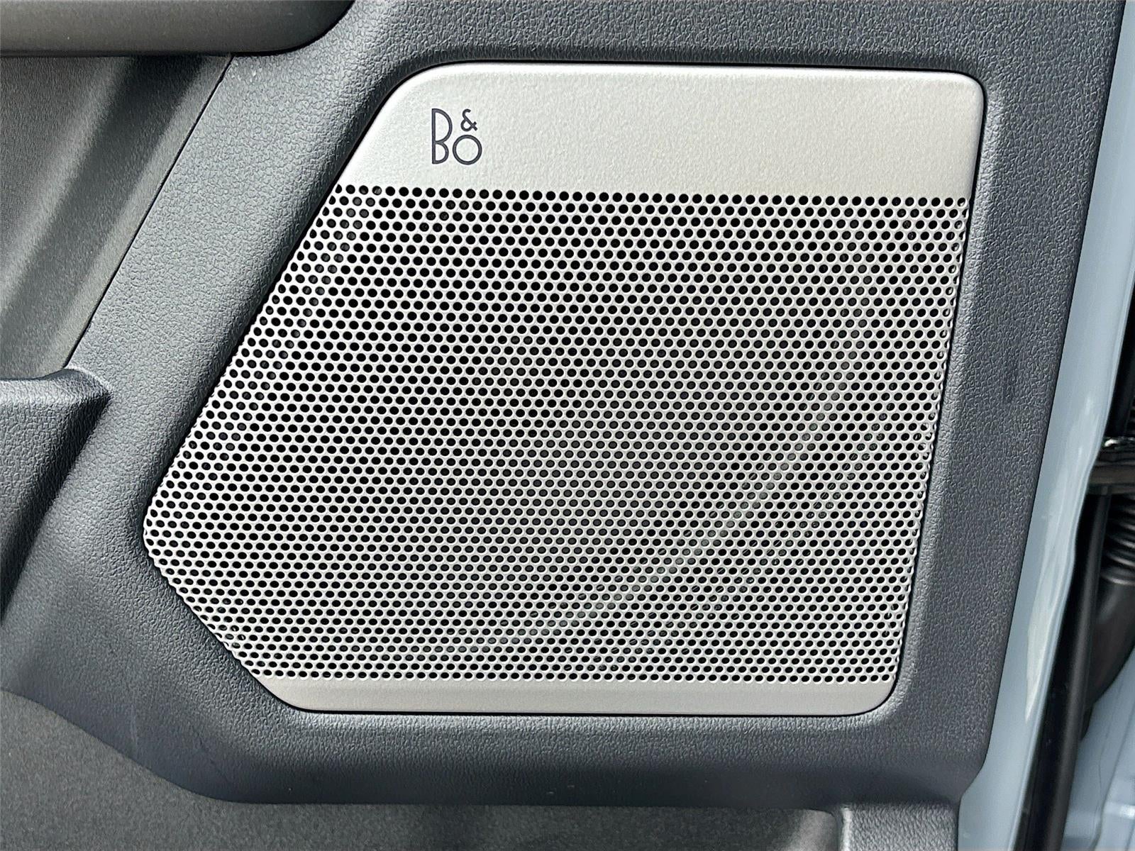 2026 Ford Super Duty F-250 SRW LARIAT Black Widow