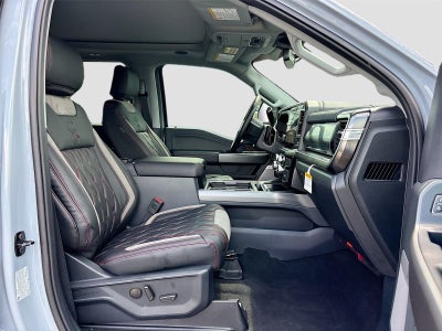 2026 Ford Super Duty F-250 SRW LARIAT Black Widow