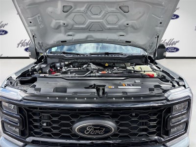 2026 Ford Super Duty F-250 SRW LARIAT Black Widow