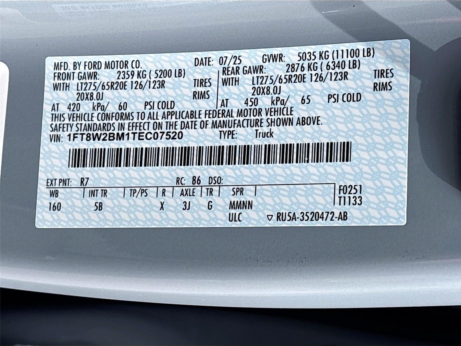 2026 Ford Super Duty F-250 SRW LARIAT Black Widow