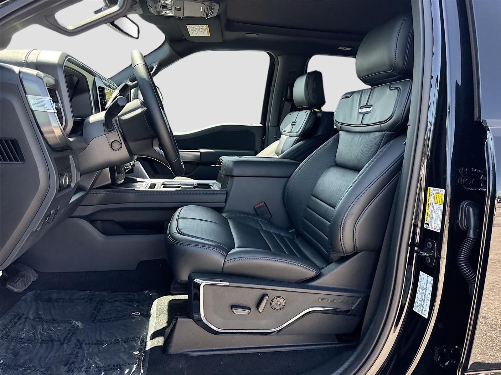 2026 Ford Super Duty F-250 SRW Platinum
