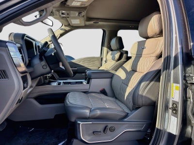 2027 Ford Super Duty F-250 SRW Platinum