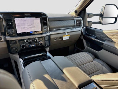 2027 Ford Super Duty F-250 SRW Platinum