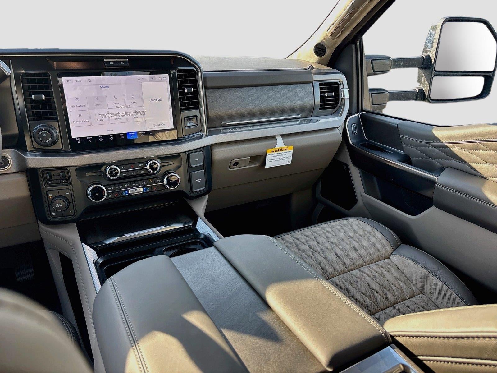 2027 Ford Super Duty F-250 SRW Platinum