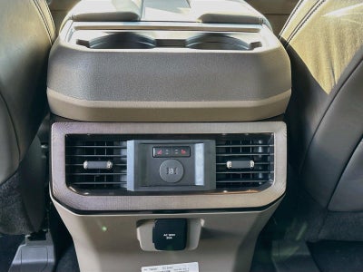 2027 Ford Super Duty F-250 SRW Platinum