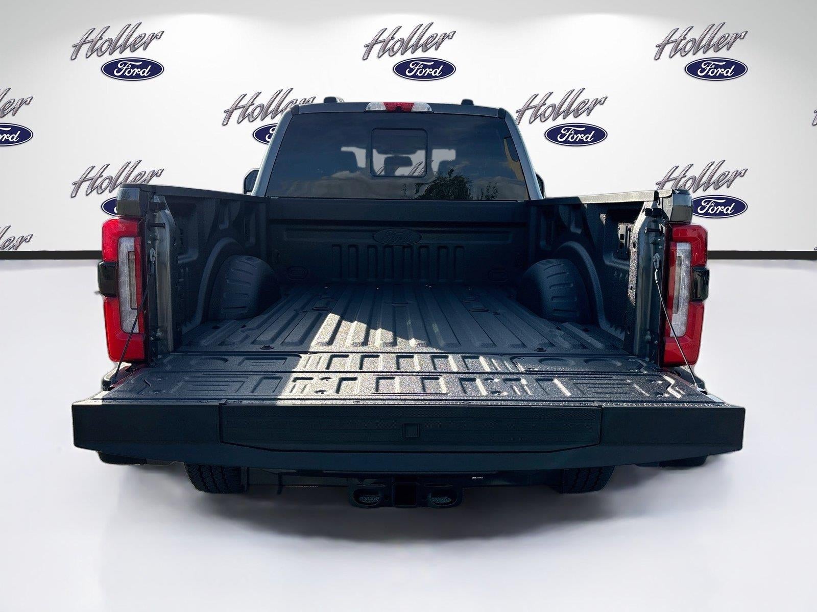 2027 Ford Super Duty F-250 SRW Platinum