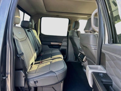 2027 Ford Super Duty F-250 SRW Platinum