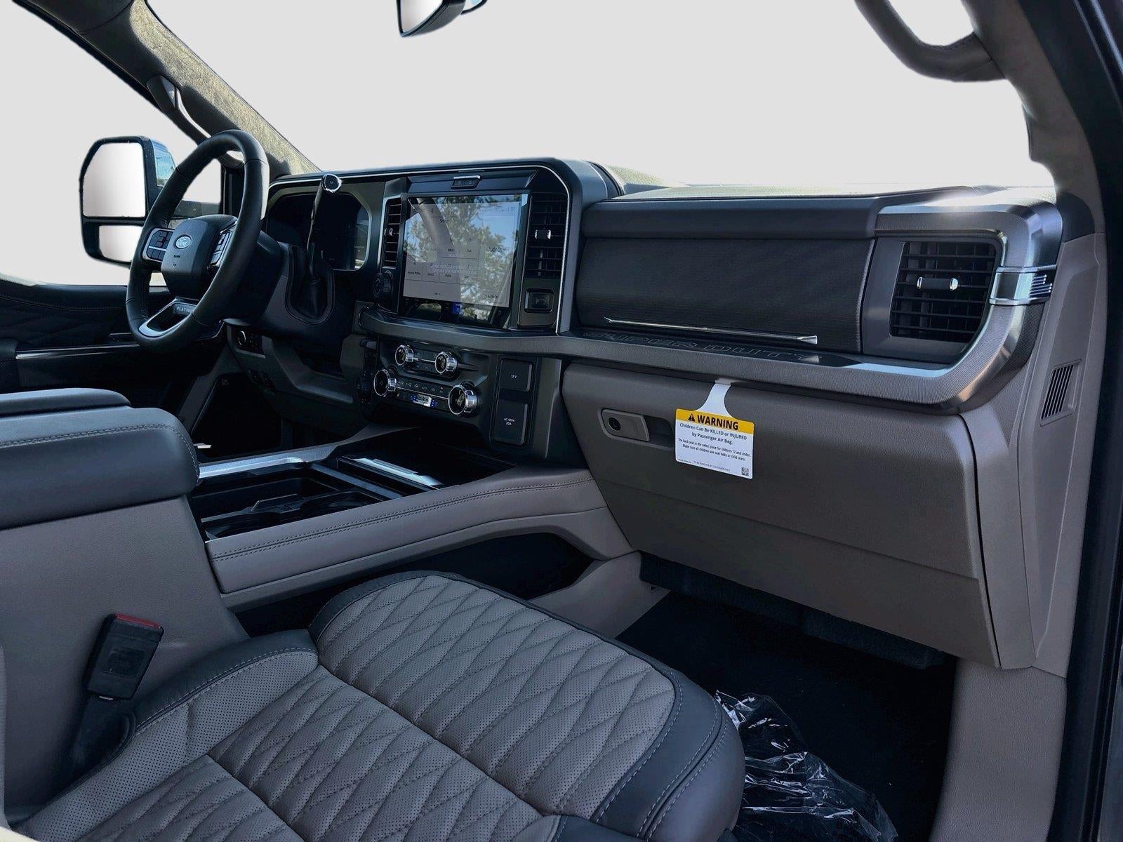 2027 Ford Super Duty F-250 SRW Platinum