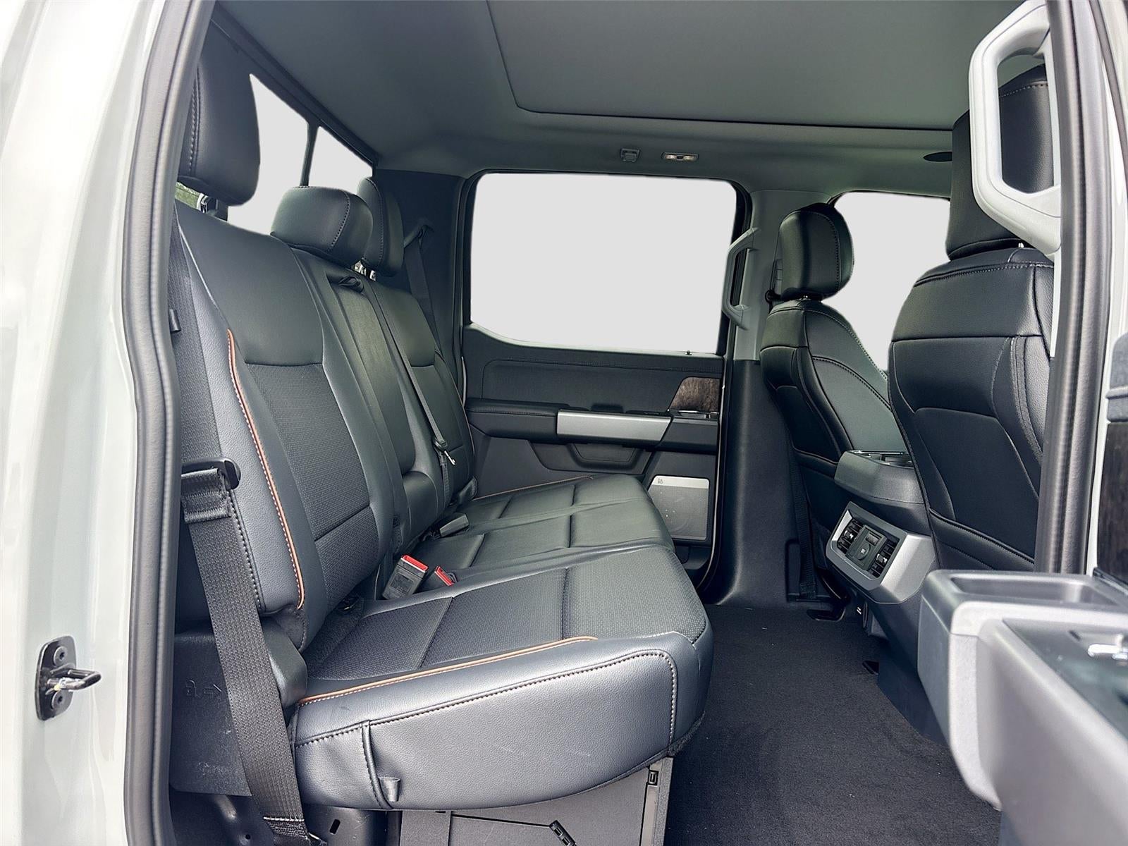 2025 Ford Super Duty F-250 LARIAT Black Widow