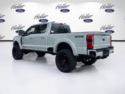 2025 Ford Super Duty F-250 LARIAT Black Widow