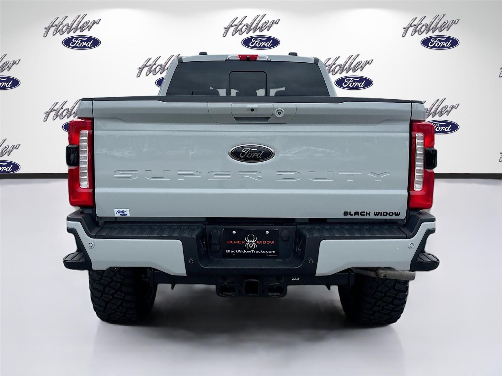 2025 Ford Super Duty F-250 LARIAT Black Widow