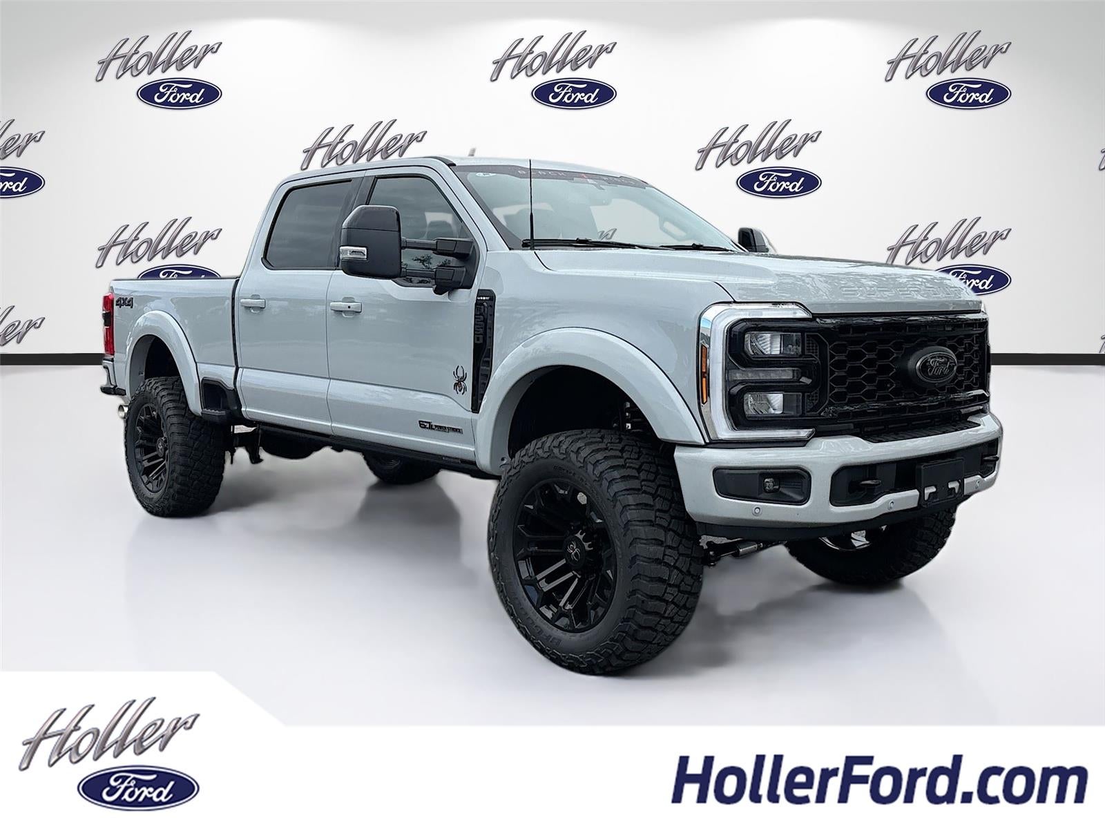 2025 Ford Super Duty F-250 LARIAT SRW Black Widow