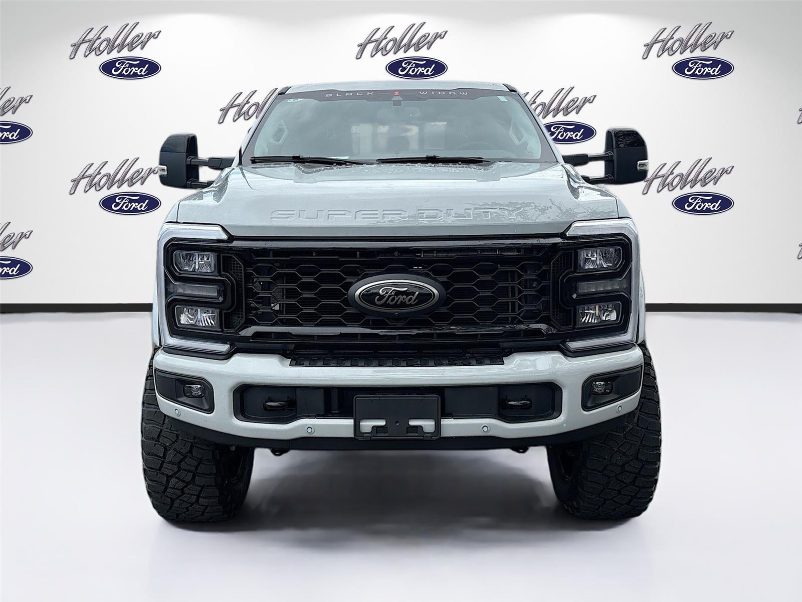 2025 Ford Super Duty F-250 LARIAT SRW Black Widow