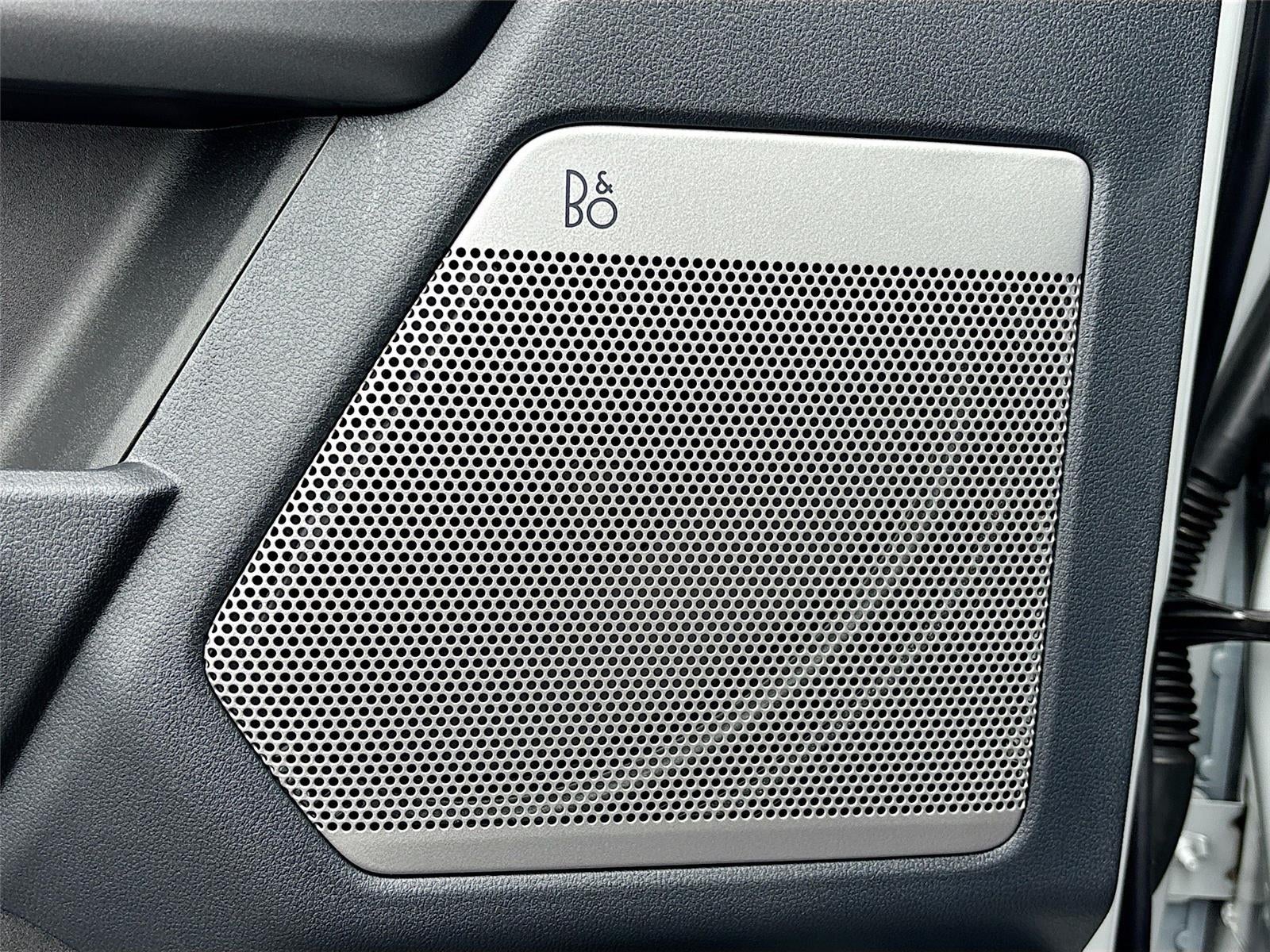 2025 Ford Super Duty F-250 LARIAT SRW Black Widow