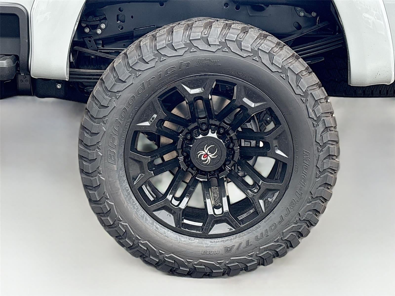 2025 Ford Super Duty F-250 LARIAT SRW Black Widow