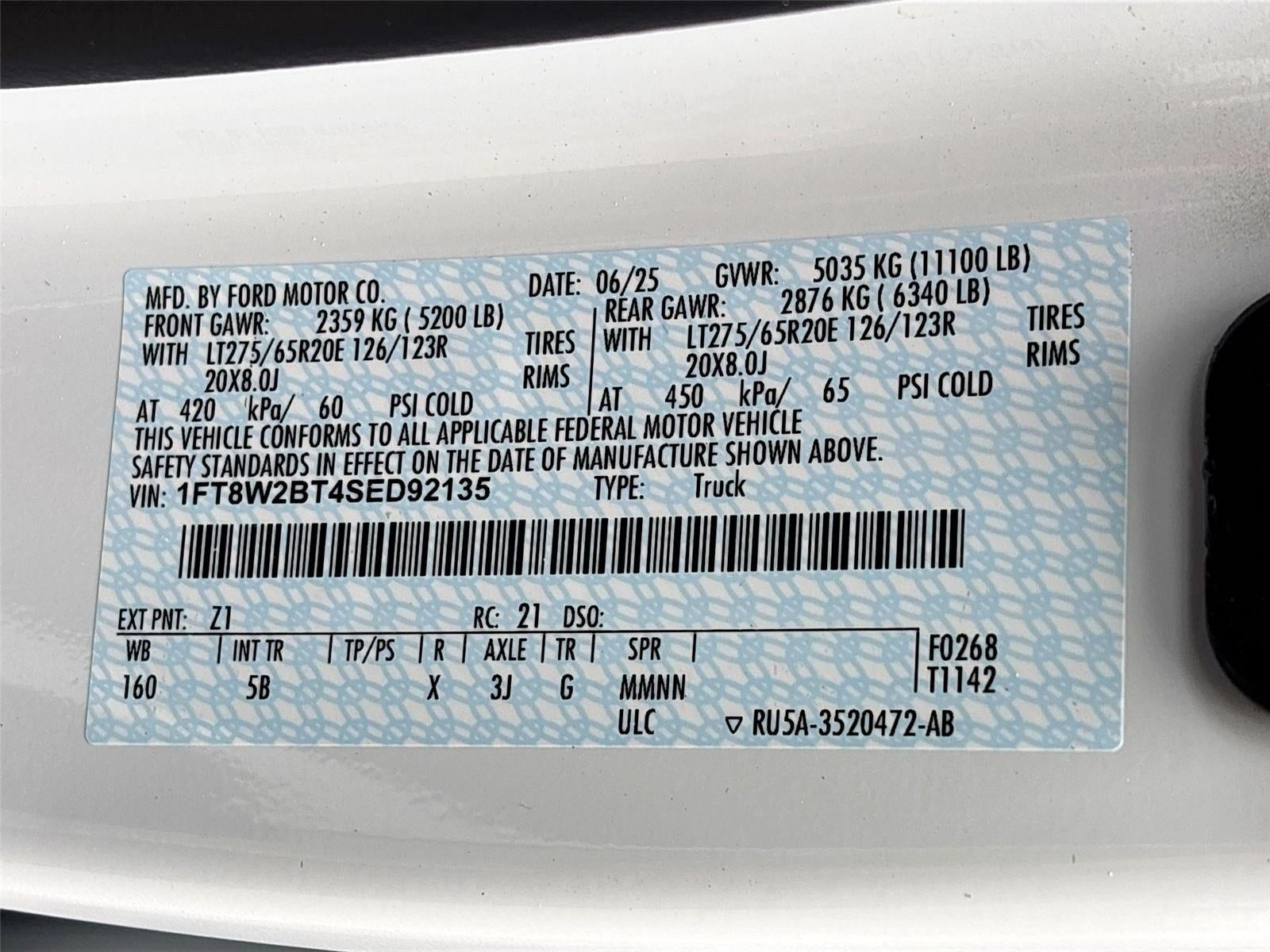 2025 Ford Super Duty F-250 LARIAT SRW Black Widow