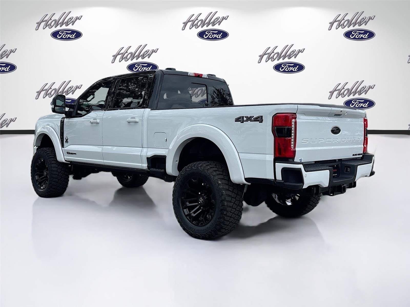 2025 Ford Super Duty F-250 LARIAT SRW Black Widow