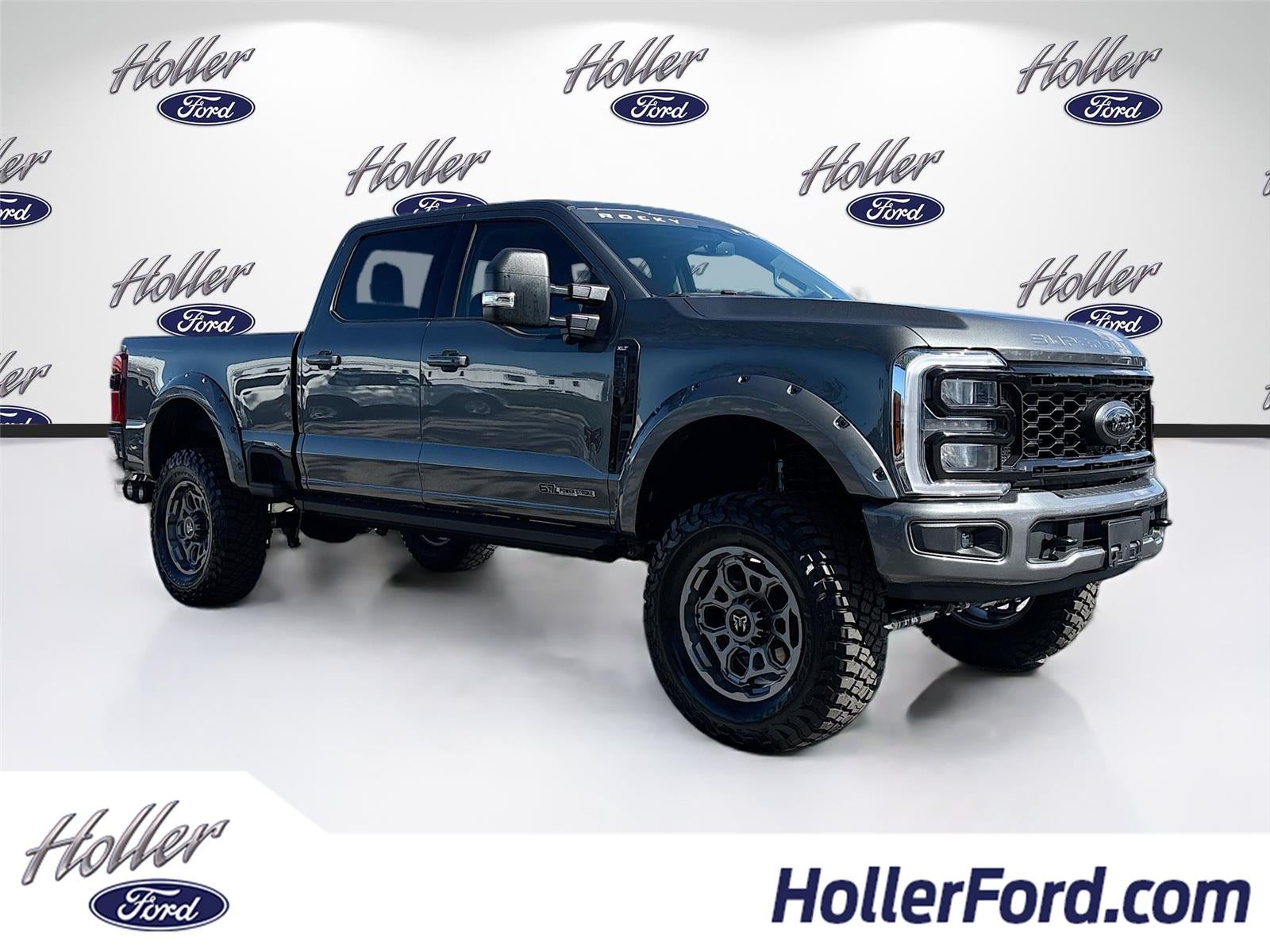 2026 Ford Super Duty F-250 XLT SRW Black Widow