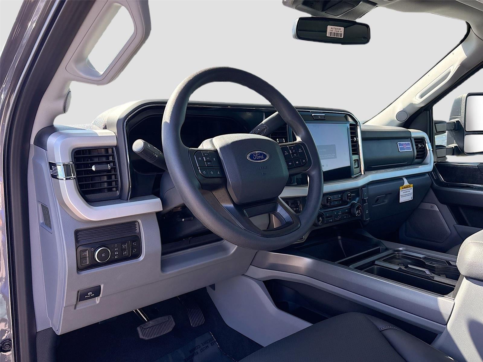 2026 Ford Super Duty F-250 XLT SRW Black Widow