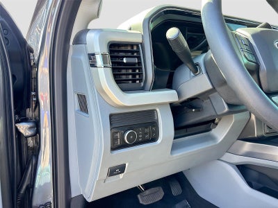 2026 Ford Super Duty F-250 XLT SRW Black Widow