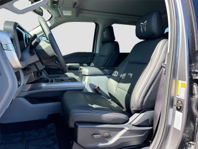 2026 Ford Super Duty F-250 XLT SRW Black Widow